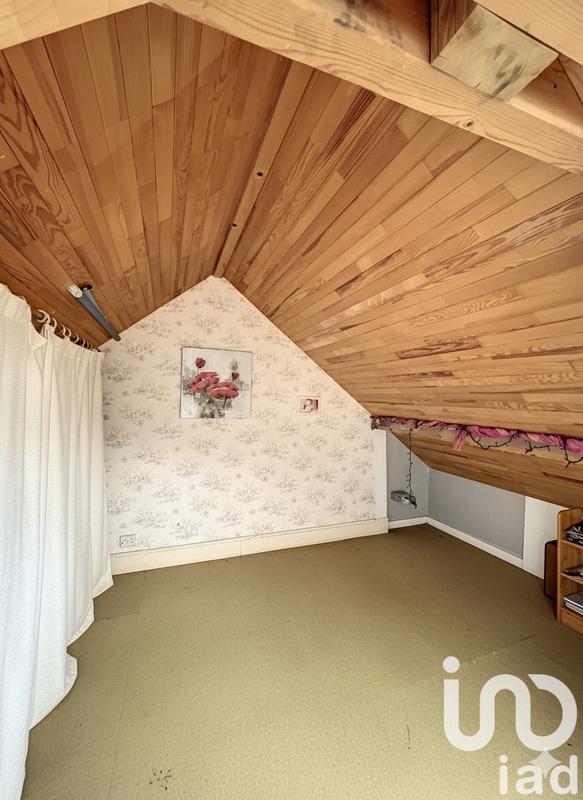 Maison - 180 m² - 8 pièces