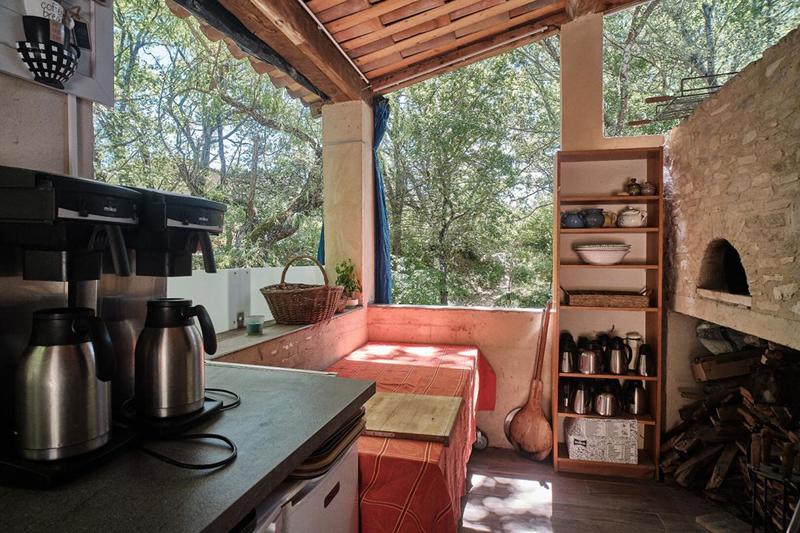 Demeure - 1 073 m² - 37 pièces