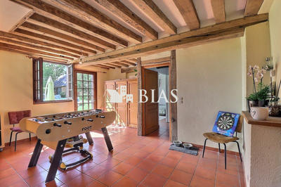 Maison traditionnelle - 150 m² - 6 pièces