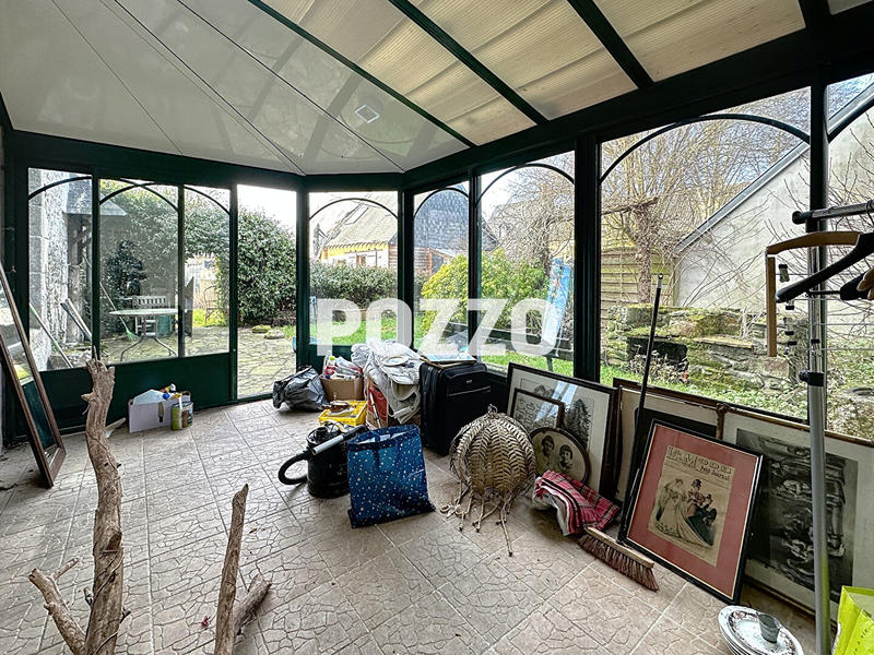 Maison - 196 m² - 8 pièces