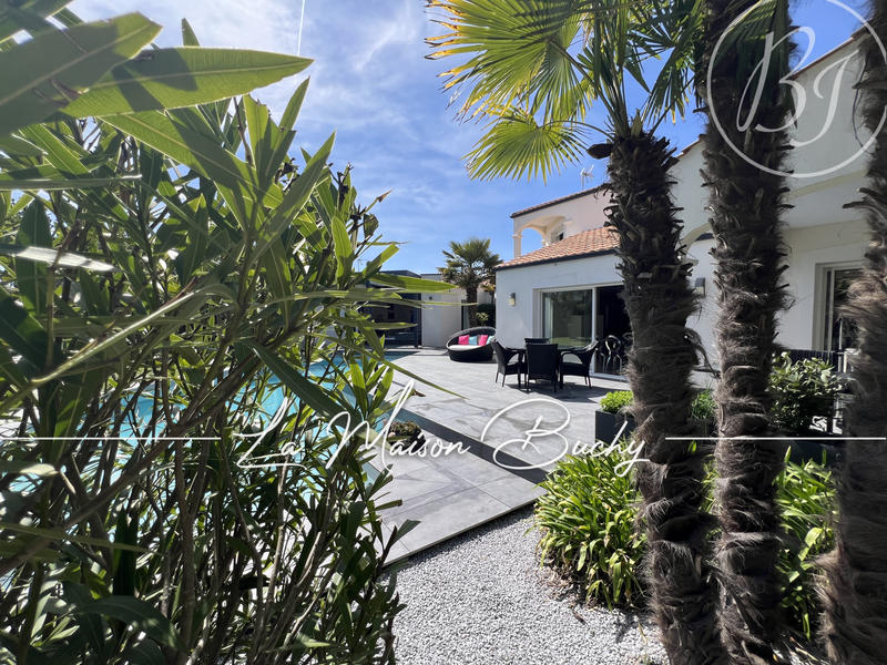 Maison - 183 m² - 6 pièces