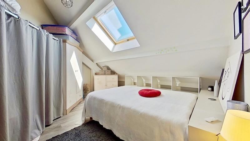 Maison - 236 m² - 8 pièces