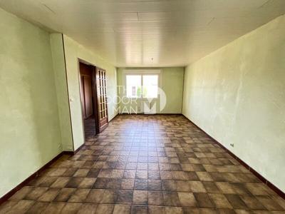 Maison - 84 m² - 4 pièces