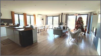 Maison - 109 m² - 4 pièces