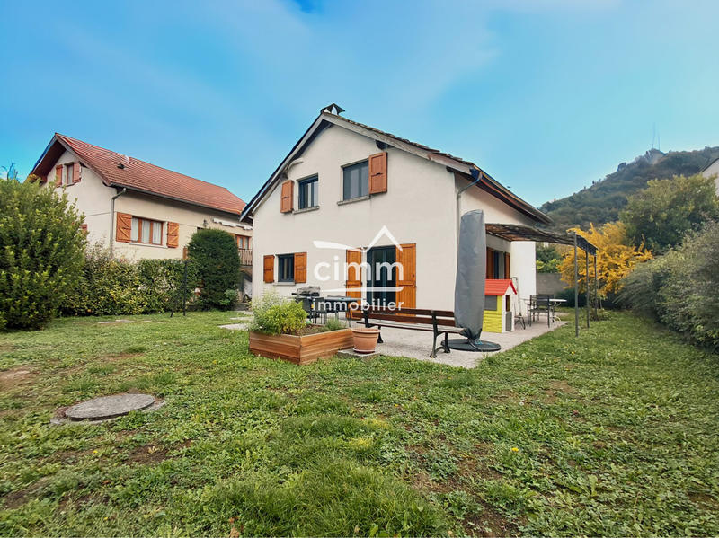 Maison - 114 m² - 4 pièces