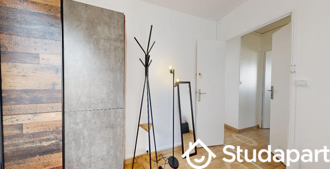 Chambre - 9 m² - 1 pièce