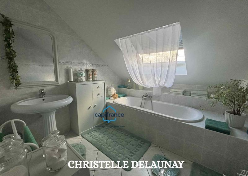 Maison - 185 m² - 7 pièces