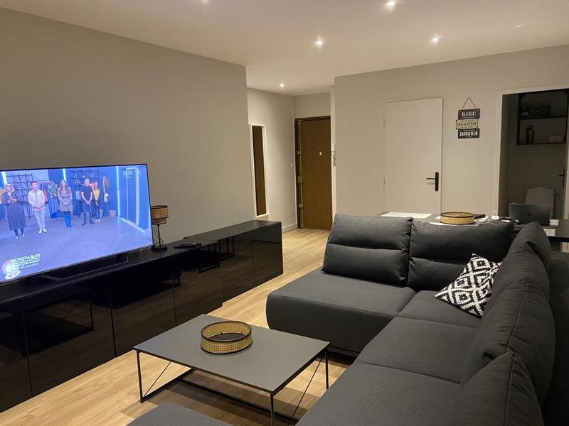 Appartement - 105 m² - 7 pièces