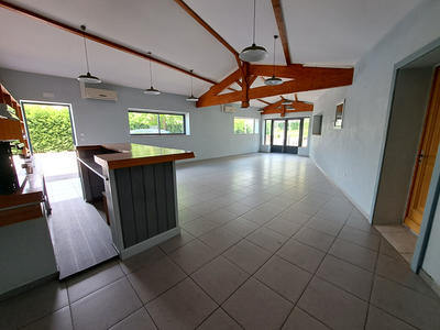 Maison - 107 m² - 3 pièces