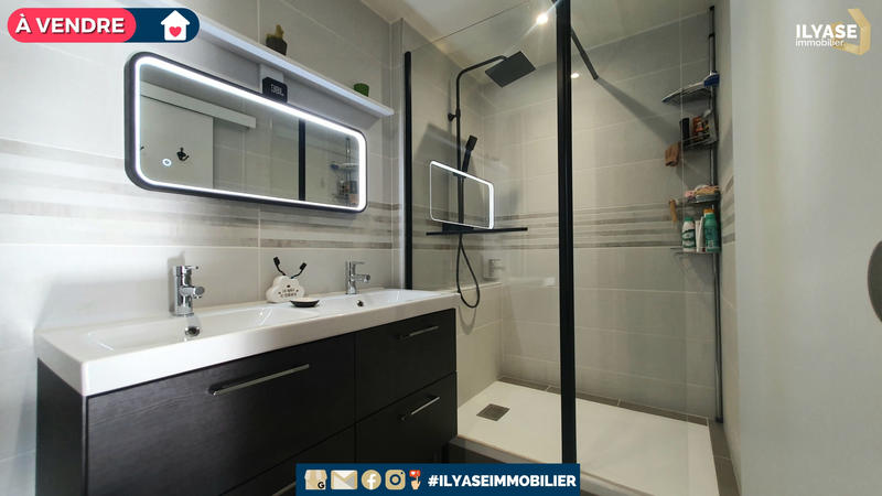 Appartement - 83 m² - 3 pièces