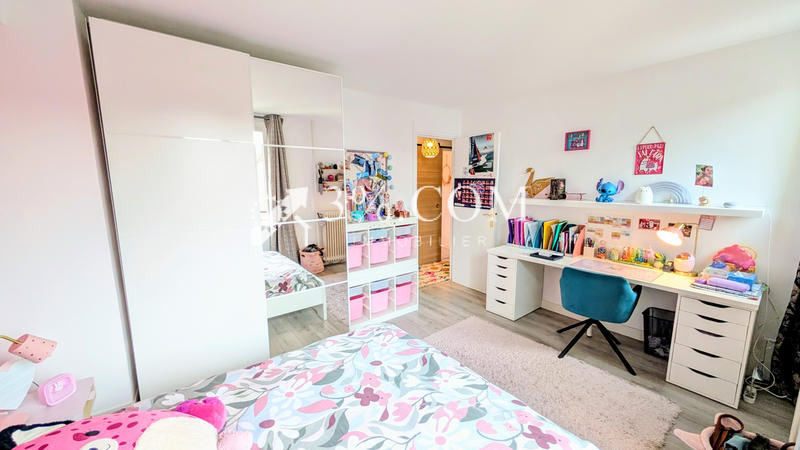 Duplex - 117 m² - 5 pièces