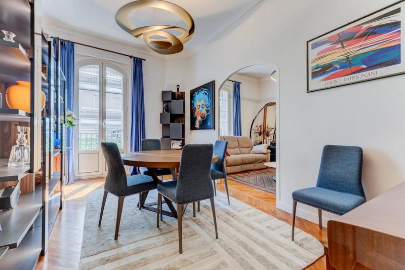 Appartement - 95 m² - 3 pièces