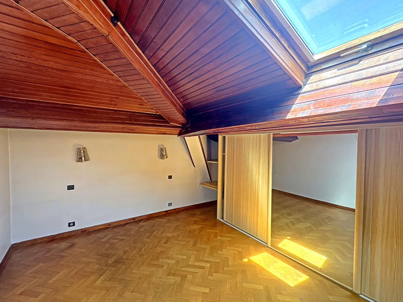 Appartement - 173 m² - 6 pièces