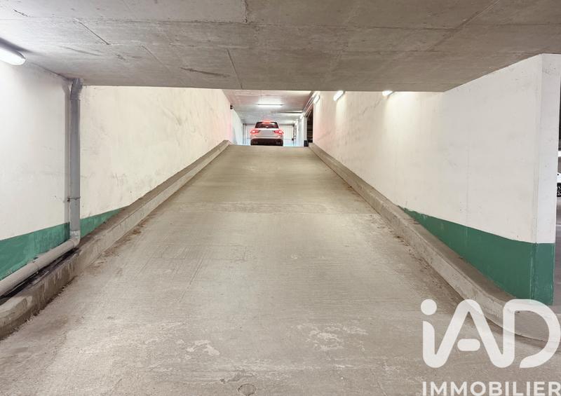 Parking - 12 m²