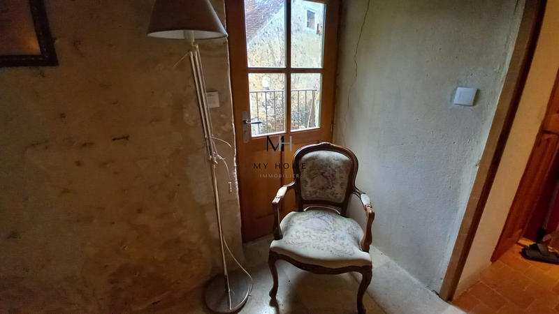 Maison - 320 m² - 18 pièces