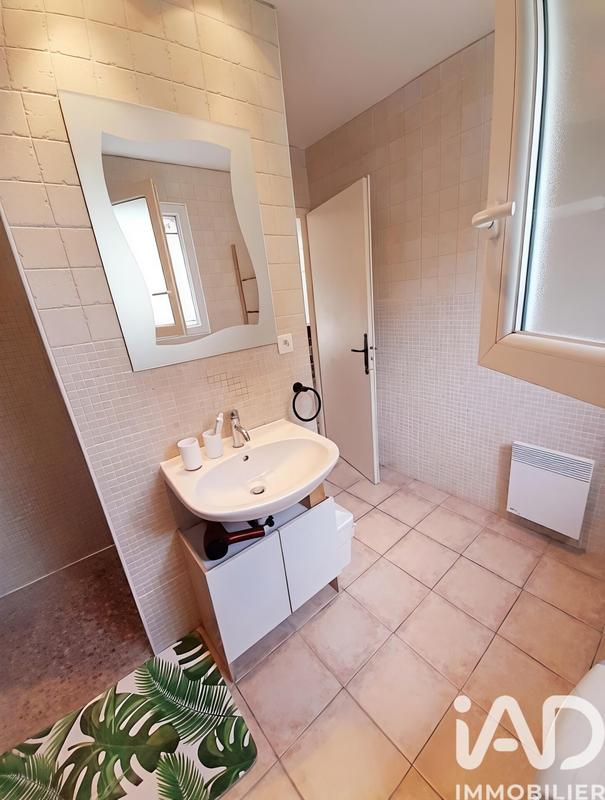 Maison - 340 m² - 3 pièces