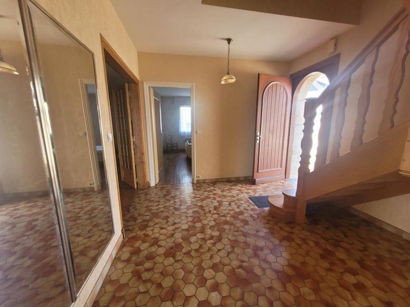 Maison - 136 m² - 7 pièces