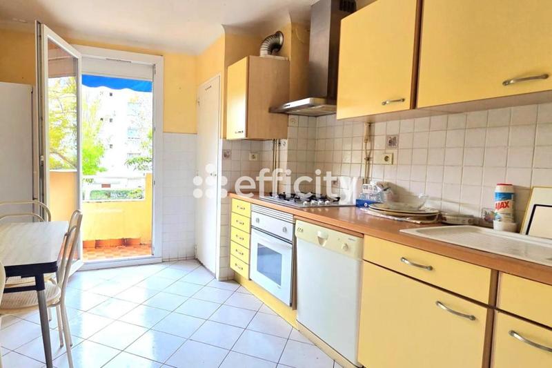 Appartement - 70 m² - 3 pièces