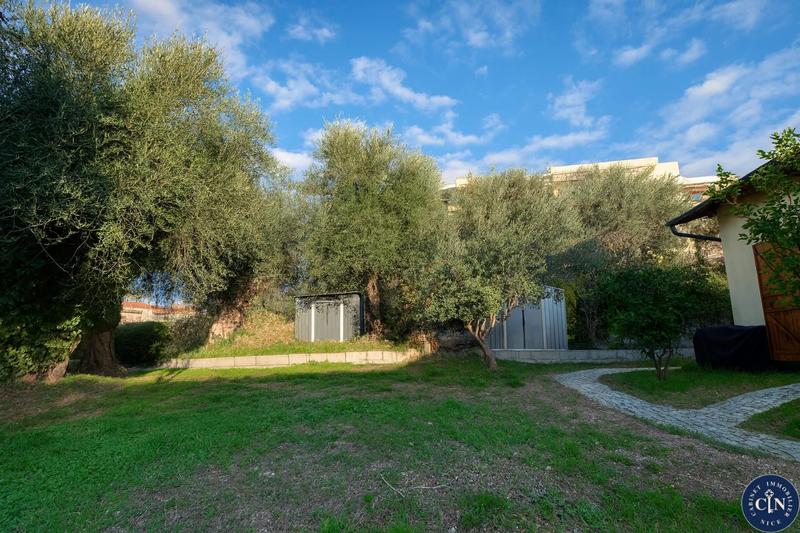 Maison - 143 m² - 5 pièces