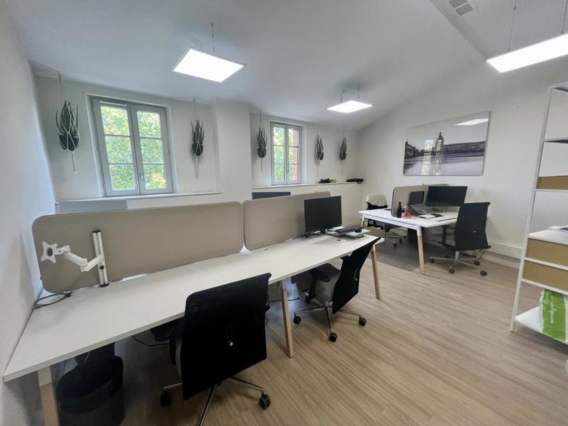 Bureau - 106 m²