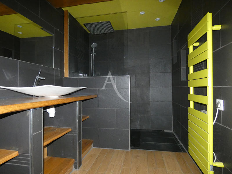 Appartement - 73 m² - 2 pièces