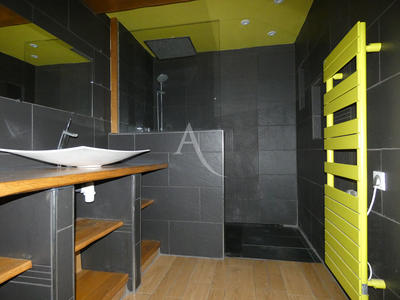 Appartement - 73 m² - 2 pièces