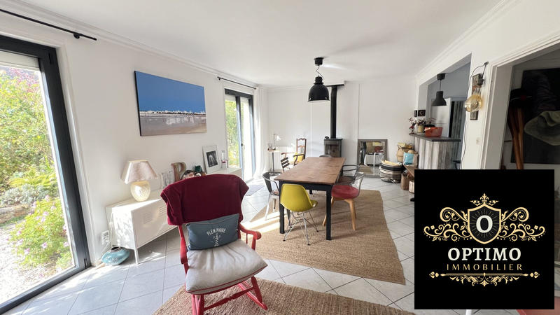 Maison traditionnelle - 163 m² - 6 pièces