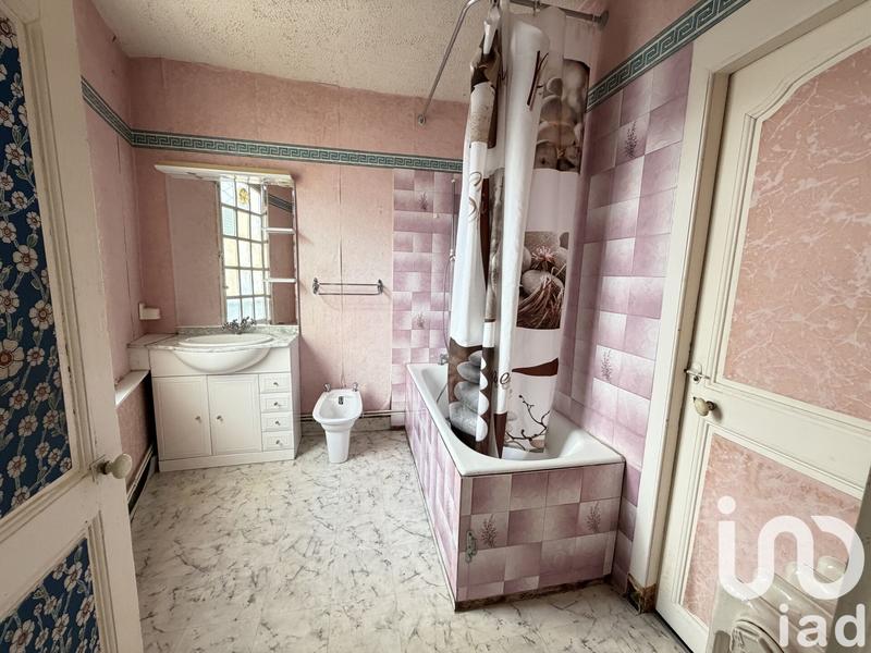 Maison - 138 m² - 6 pièces