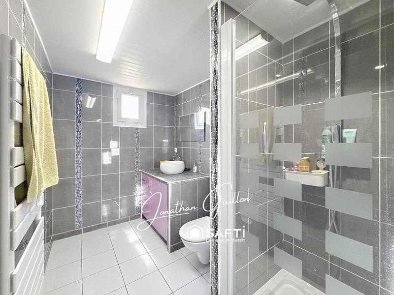 Maison - 192 m² - 6 pièces