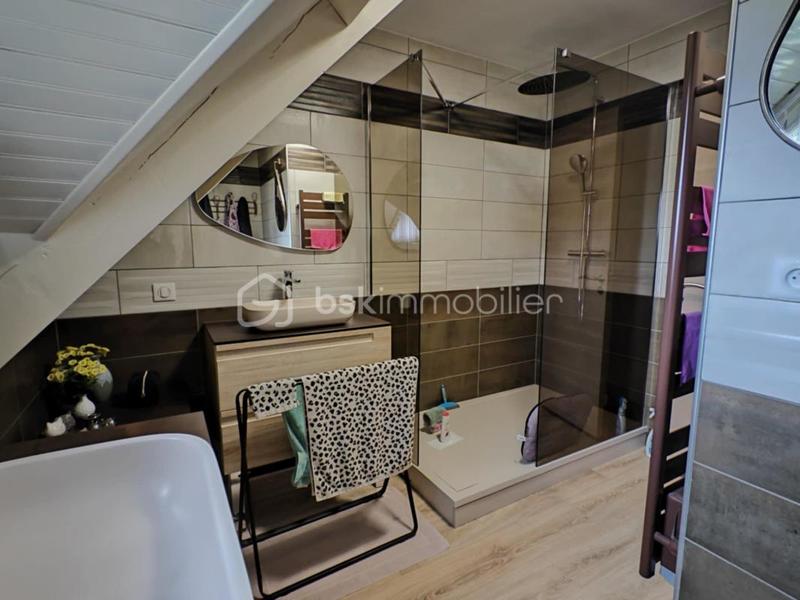 Maison - 120 m² - 6 pièces