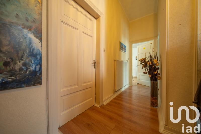 Maison - 230 m² - 7 pièces