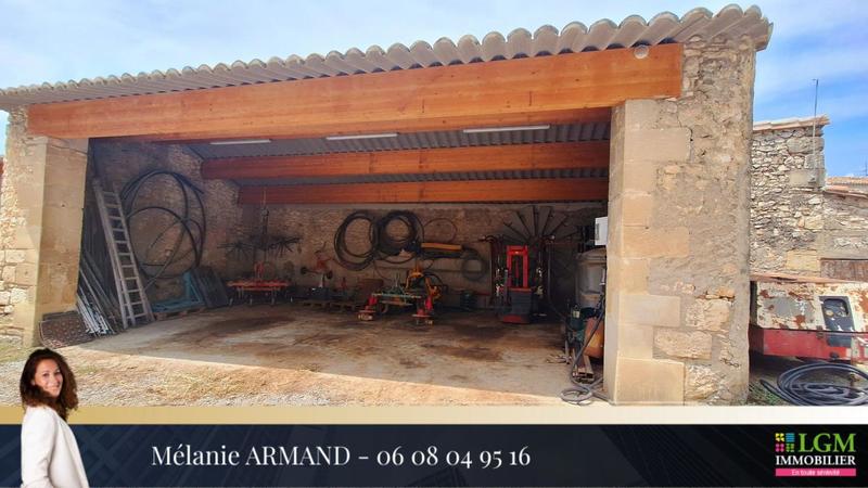 Maison - 347 m² - 2 pièces