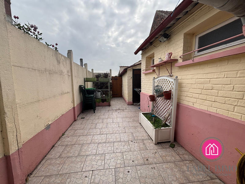 Maison - 80 m² - 4 pièces