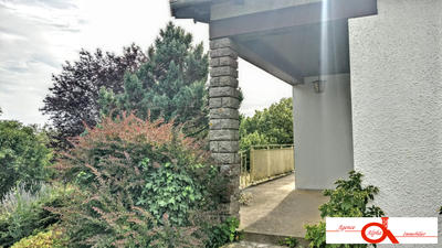 Maison - 111 m² - 5 pièces