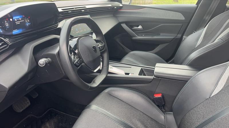 Peugeot 308 (2) 1.5 BlueHDi 130 Eat8 Allure - Automatique Entretien constructeur