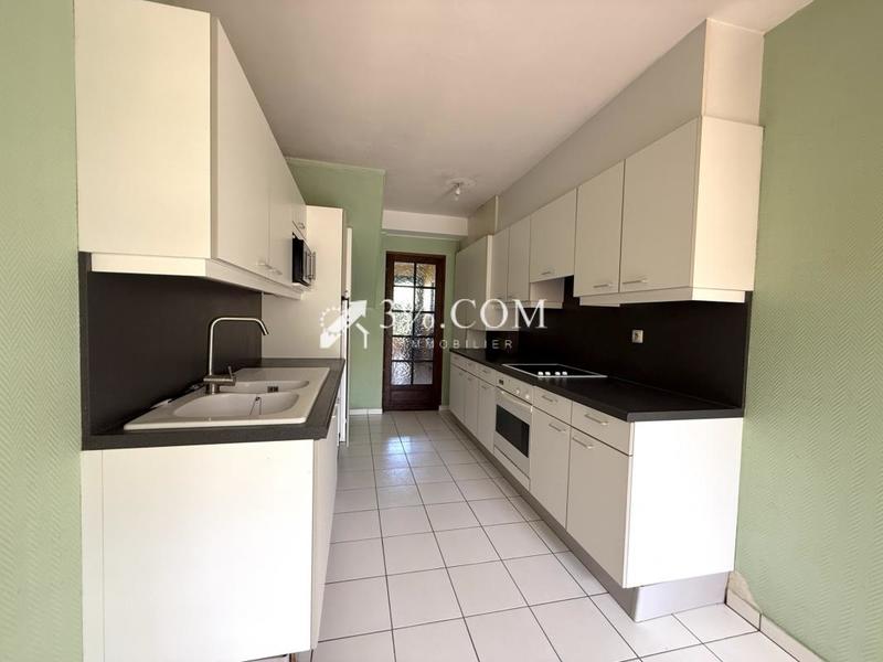 Maison - 104 m² - 5 pièces