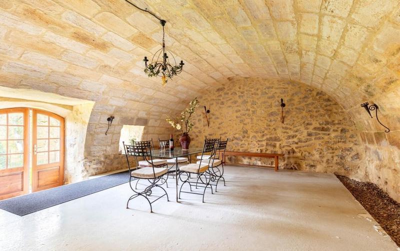 Demeure - 205 m² - 7 pièces