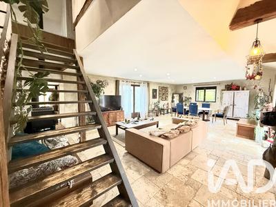 Maison - 168 m² - 5 pièces