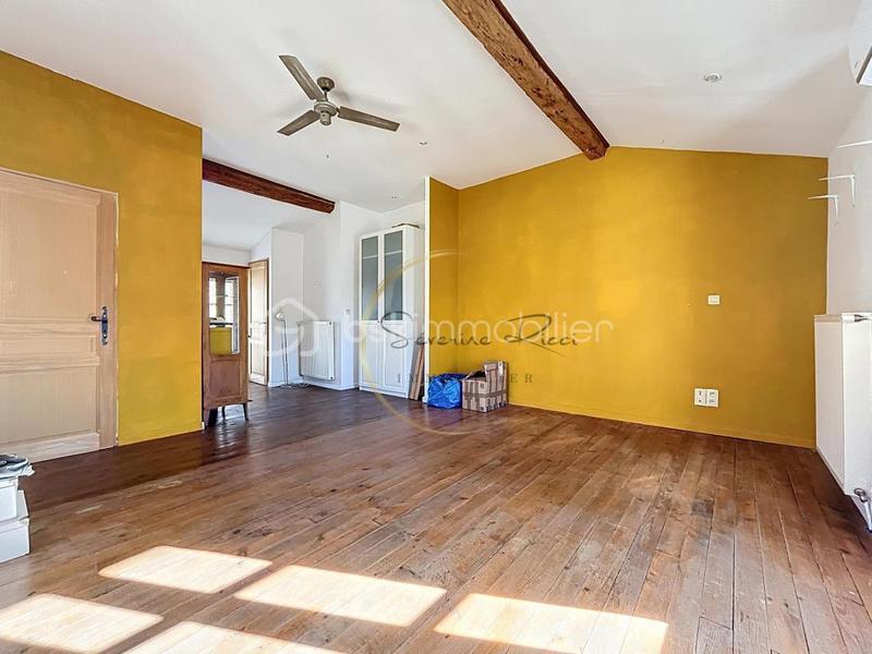 Maison de village - 90 m² - 3 pièces