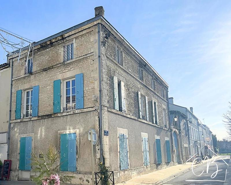 Maison - 190 m² - 10 pièces