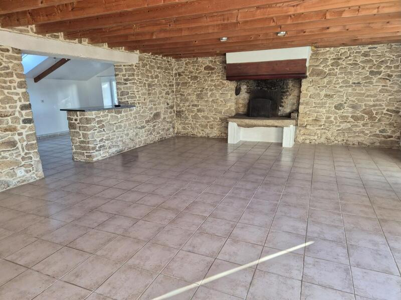Maison en pierre - 110 m² - 4 pièces
