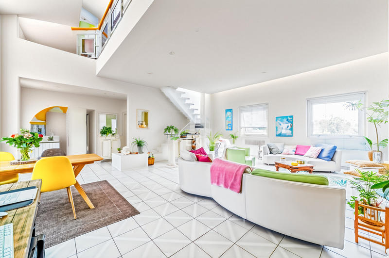 Maison - 206 m² - 9 pièces