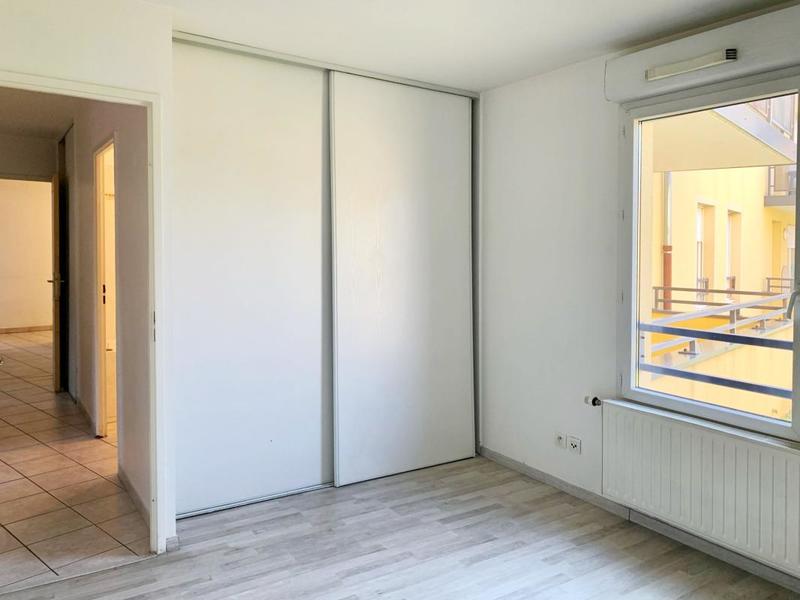 Appartement - 99 m² - 5 pièces