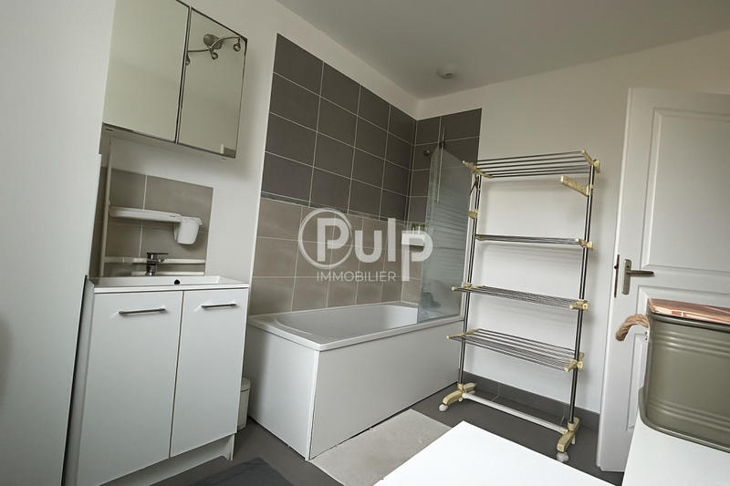 Maison - 97 m² - 5 pièces