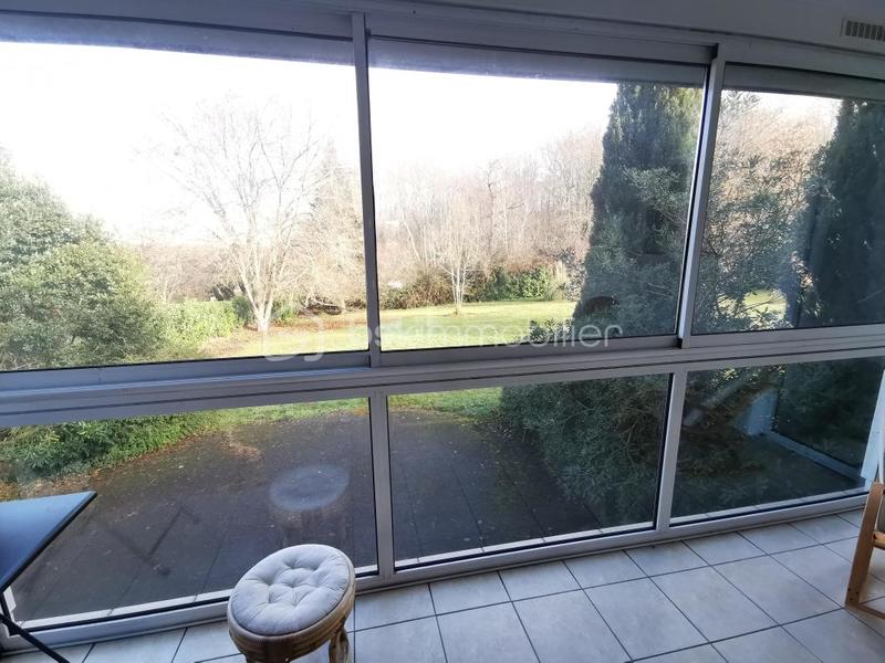 Maison - 205 m² - 6 pièces