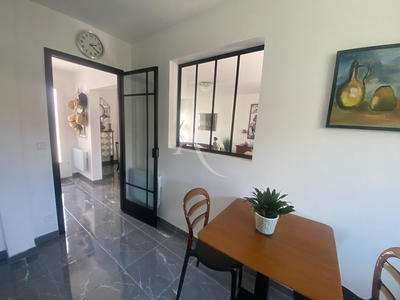 Maison - 94 m² - 5 pièces