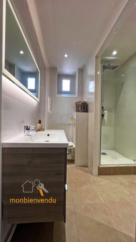 Appartement - 67 m² - 2 pièces