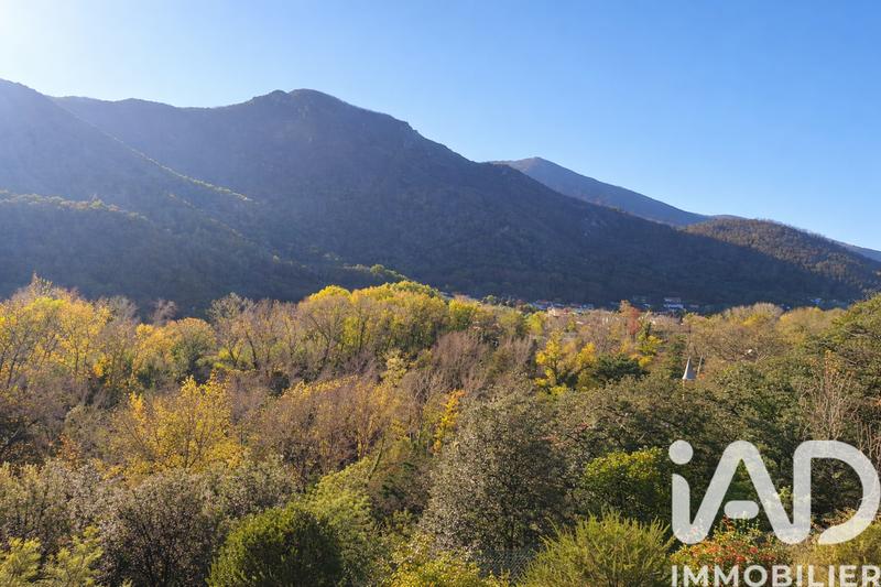 Immeuble - 7 873 m² - 3 pièces