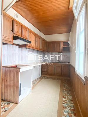 Maison - 92 m² - 6 pièces