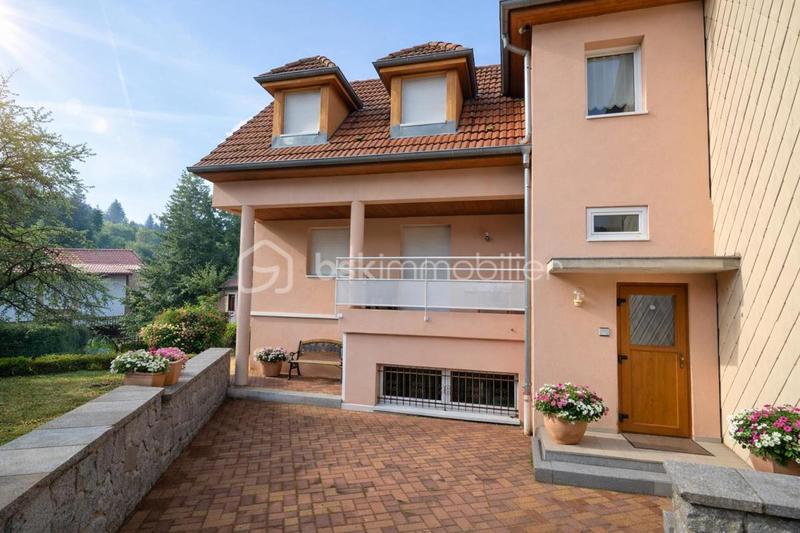 Maison - 440 m² - 17 pièces